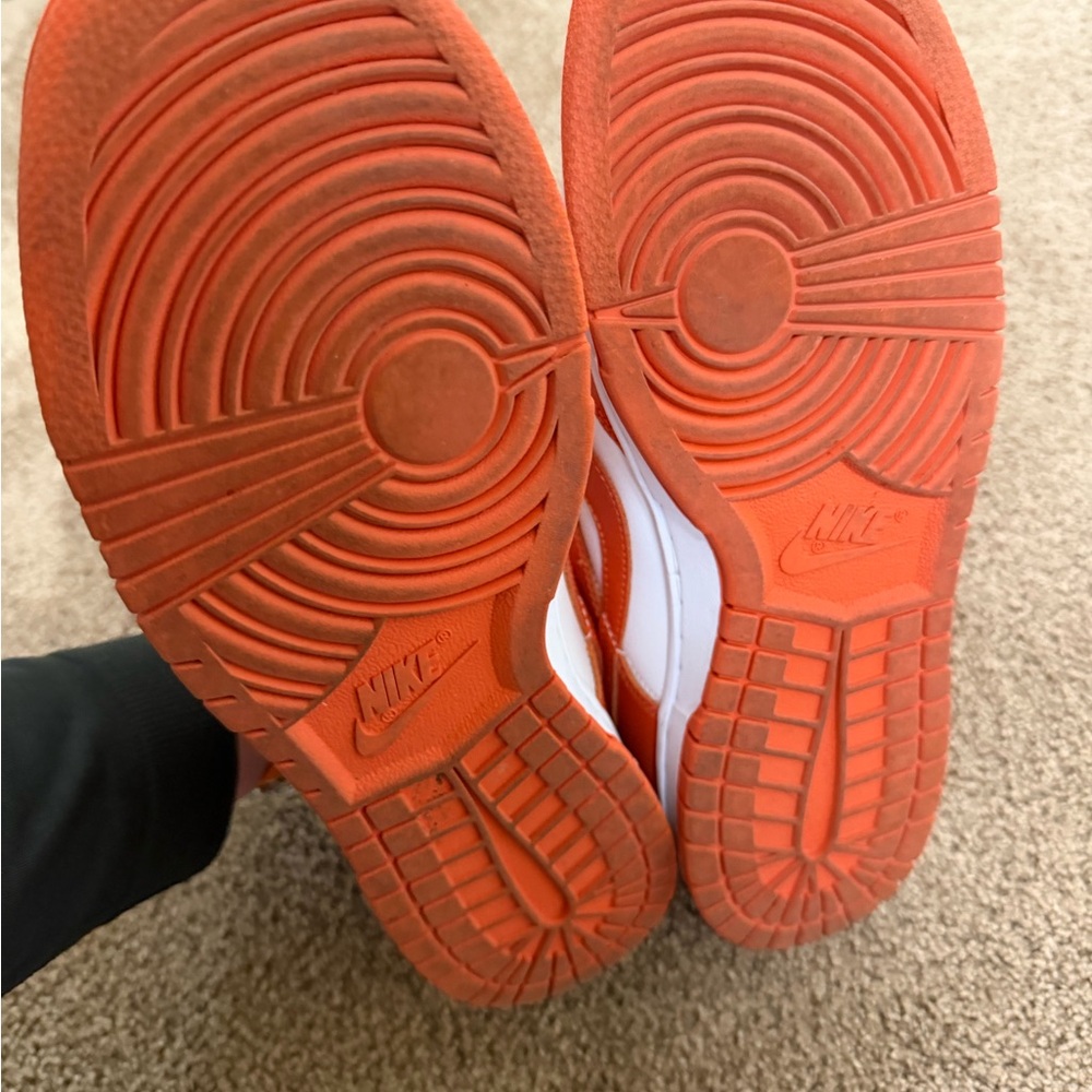 Nike White and Orange Low-Top Sneakers - Picture 3 of 6